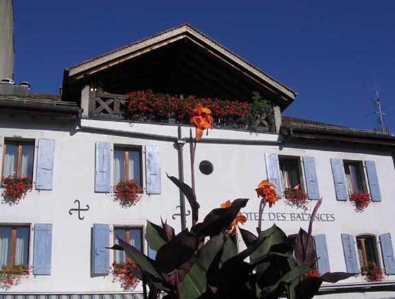 ורסואה Hotel Des Balances מראה חיצוני תמונה